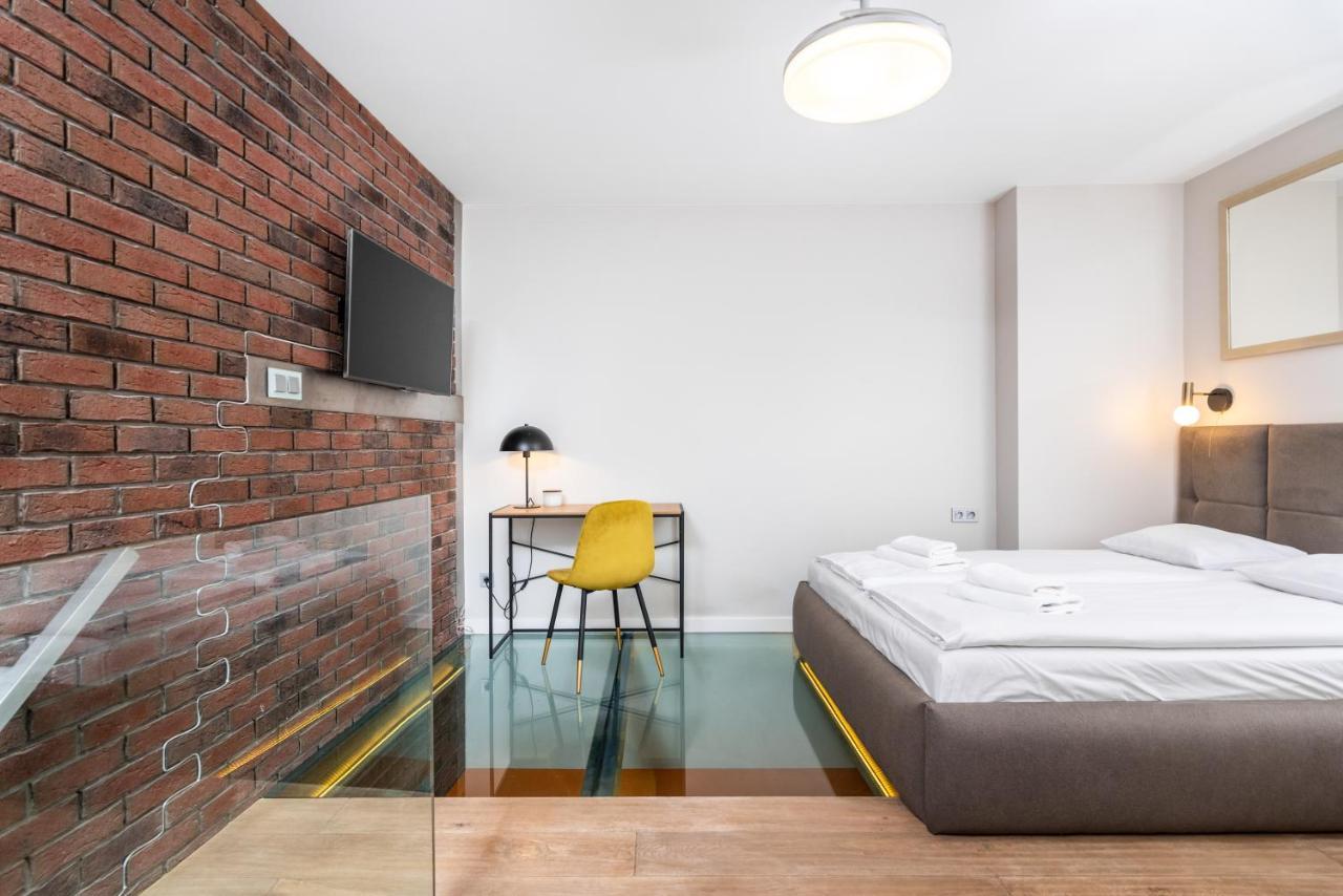 Dwupoziomowy Apartament Na Starym Podgorzu - By Upstairs Krasków Exterior foto